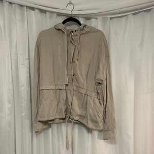 Elie Tahari Women’s Beige Hooded Jacket